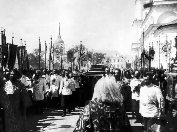 1 августа 1903 года канонизация преподобного Серафима Саровского.