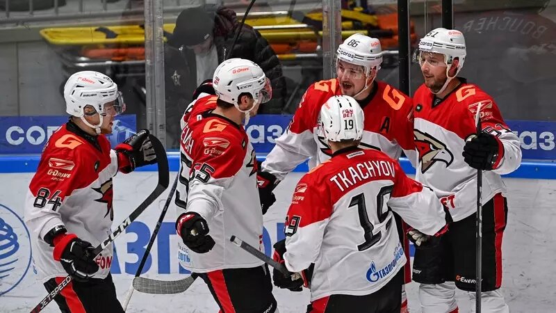     Команды встретятся вновь 10 января на льду «Фетисов Арены».