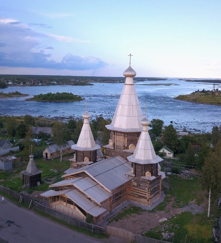 Успенский Кемский собор