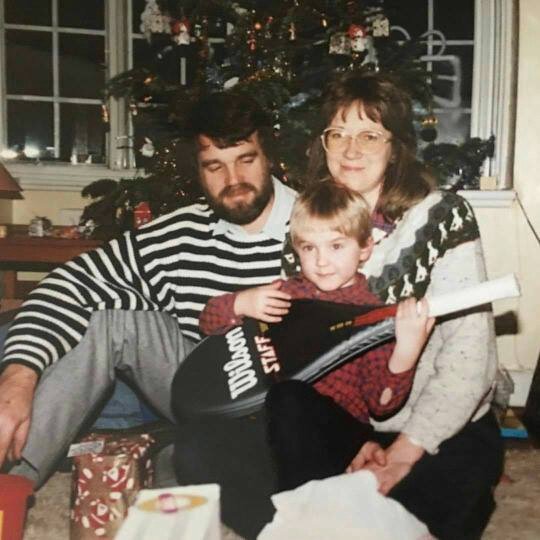 Том с родителями. 1991 год