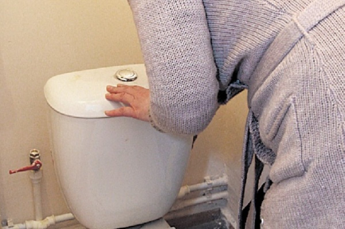    Выкидывать бытовой мусор в унитаз категорически запрещено.