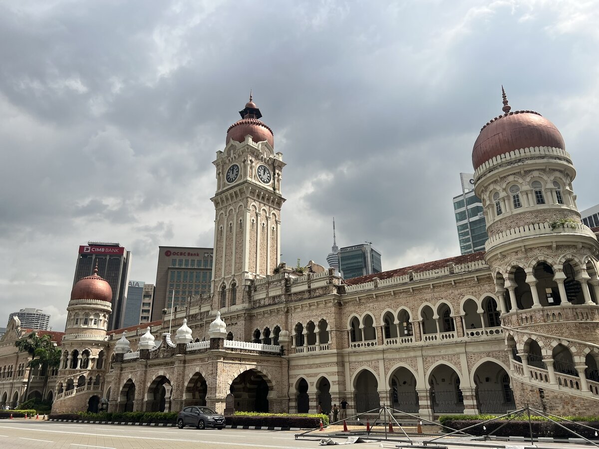 Фото из Куала-Лумпура. Очень рекомендую посетить Малайзию. 