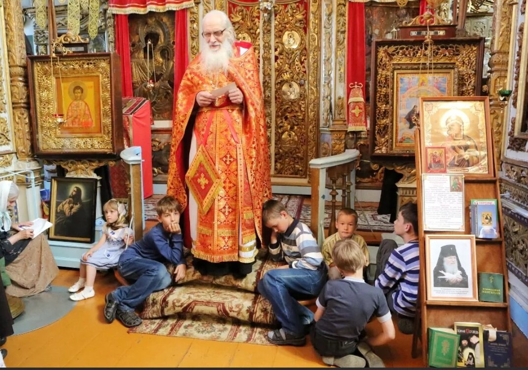 Батюшка Владимир и Дети. 