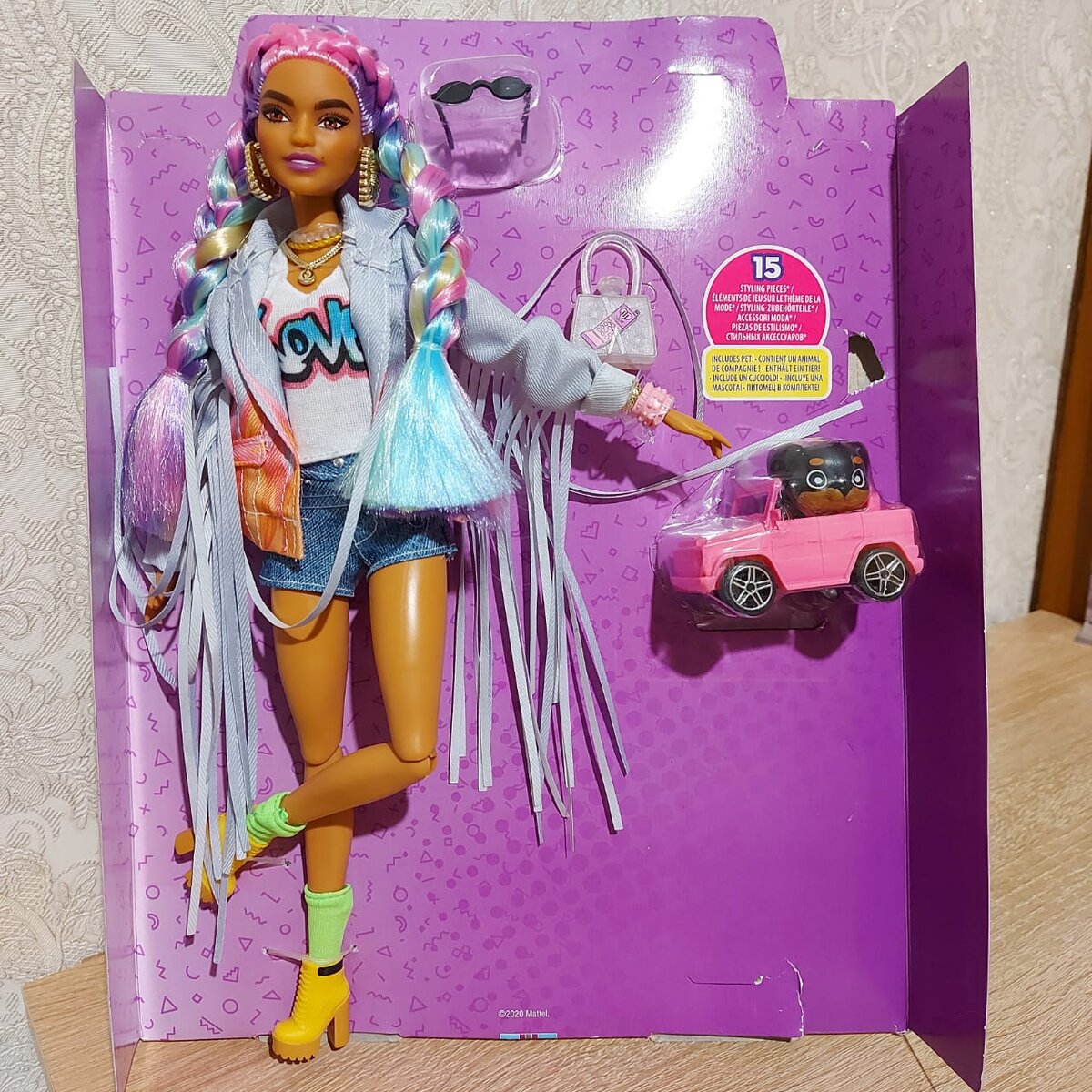 Barbie Extra 5.