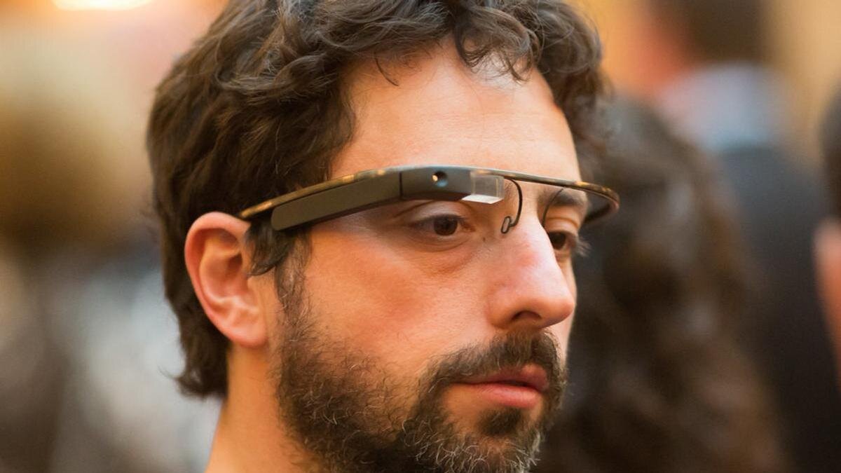    Соучредитель Google Сергей Брин надел новые очки Google:Flickr/Thomas Hawk