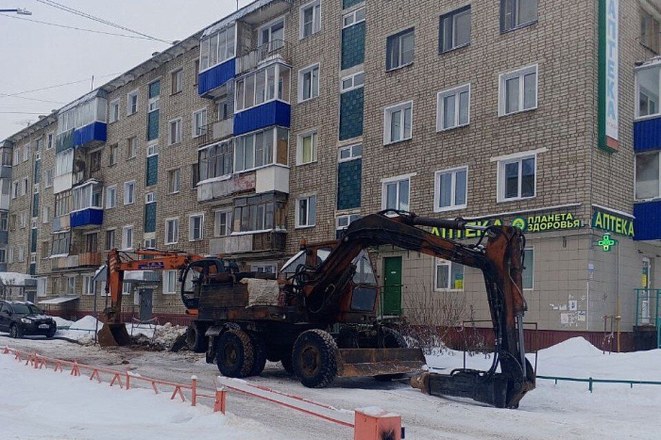 Комсомольская 10 киров