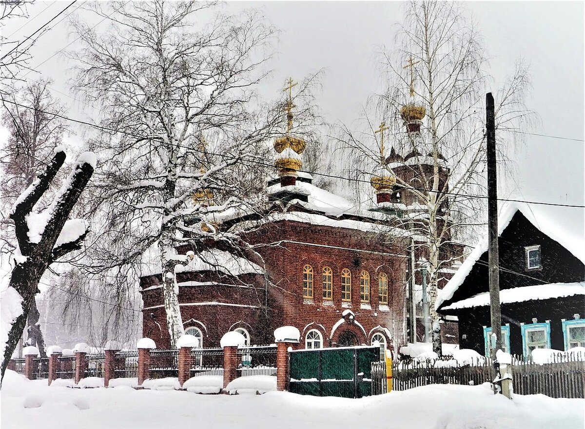 Храм Св.Ксении Петербургской в Сарапуле. Фото автора