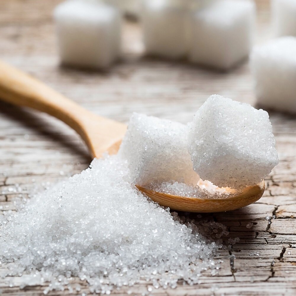 There is some sugar in the tea. There is some sugar in the tea