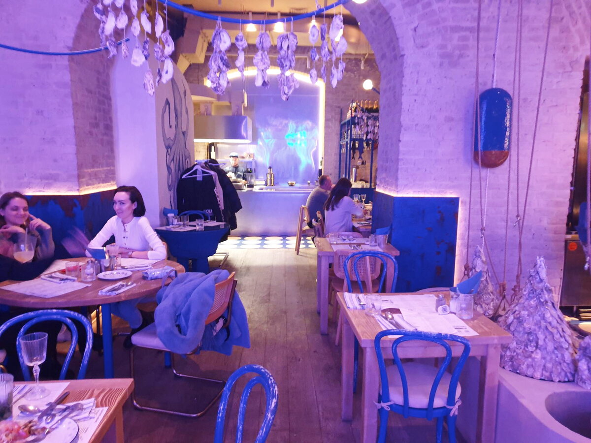 Общий вид ресторана "Каспийка"