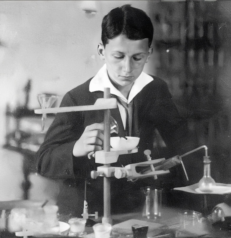 Никола Тесла в детстве 