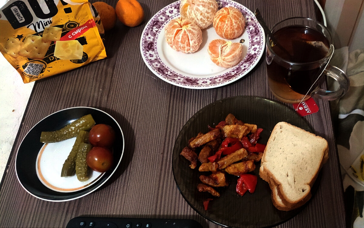 "Маленький" такой перекус... 