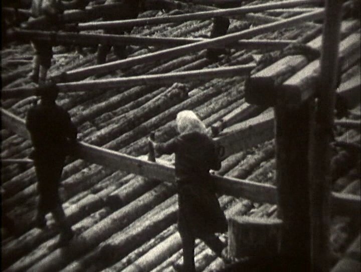 "Одинокий голос человека", реж. Александр Сокуров, 1978, 1987 гг.