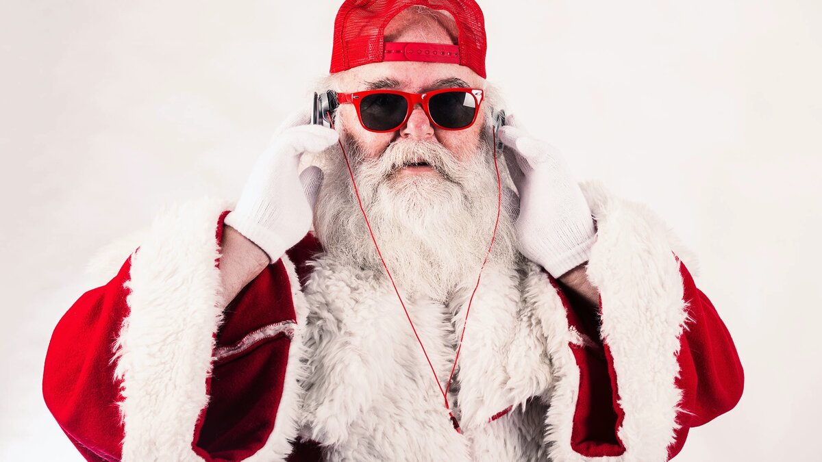 Удивите всех близких этими забавными технологичными девайсами, которые станут отличными подарками.