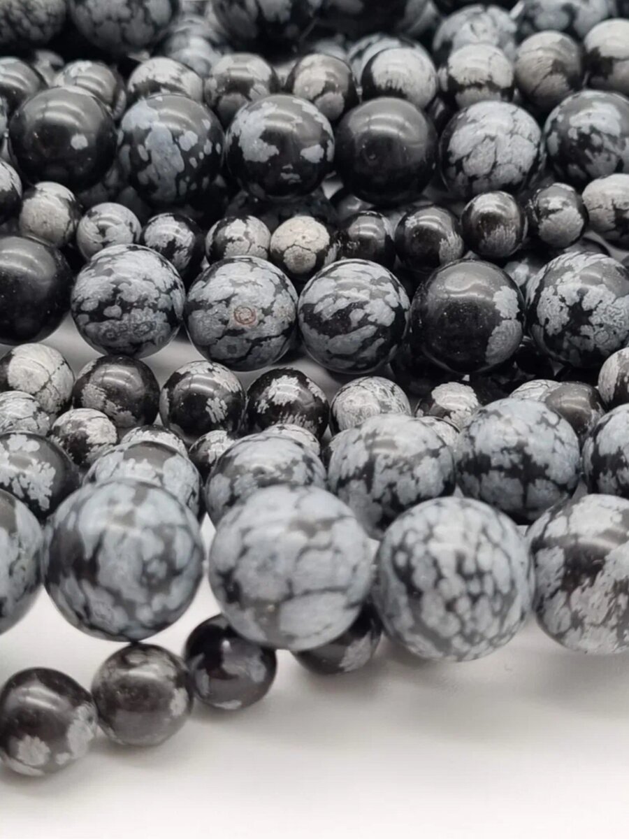 Обсидиан. Фото из открытых источников