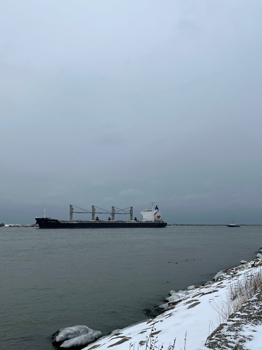 Набережная. Координаты: 54.640052, 19.887845