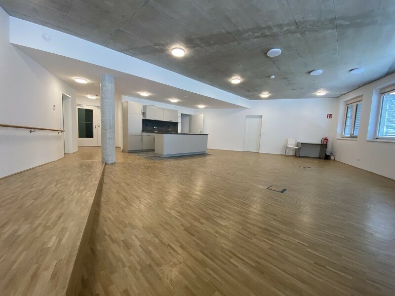 Другое пример Gemeinschaftsraum. Источник фото: https://www.oevw.at/projekte/zusammen-ist-es-schoener-das-quartiershaus