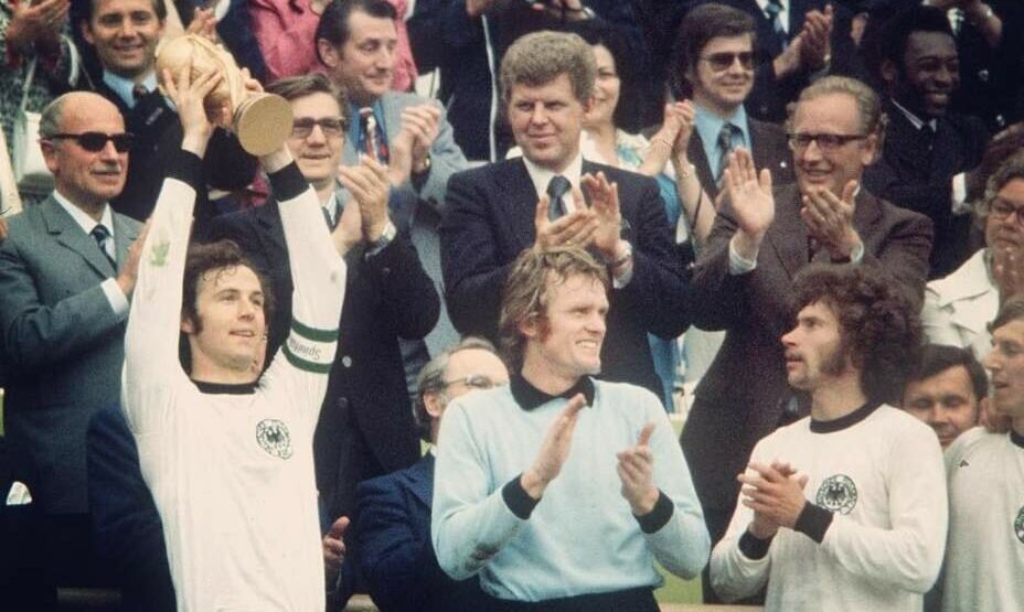    Франц Беккенбауэр выиграл чемпионат мира 1974. Фото: Global Look Press