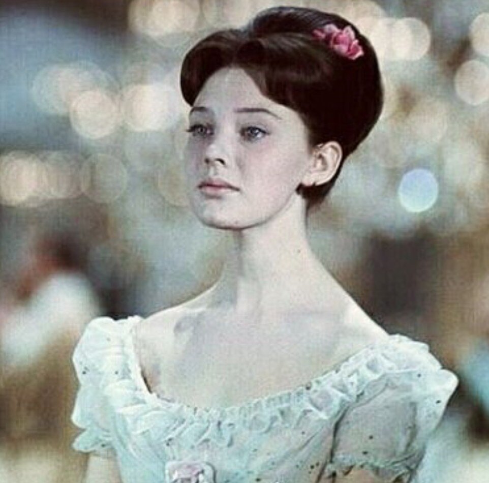 Ветреная, глупая самка? За что Наташу Ростову ненавидят и любят ...