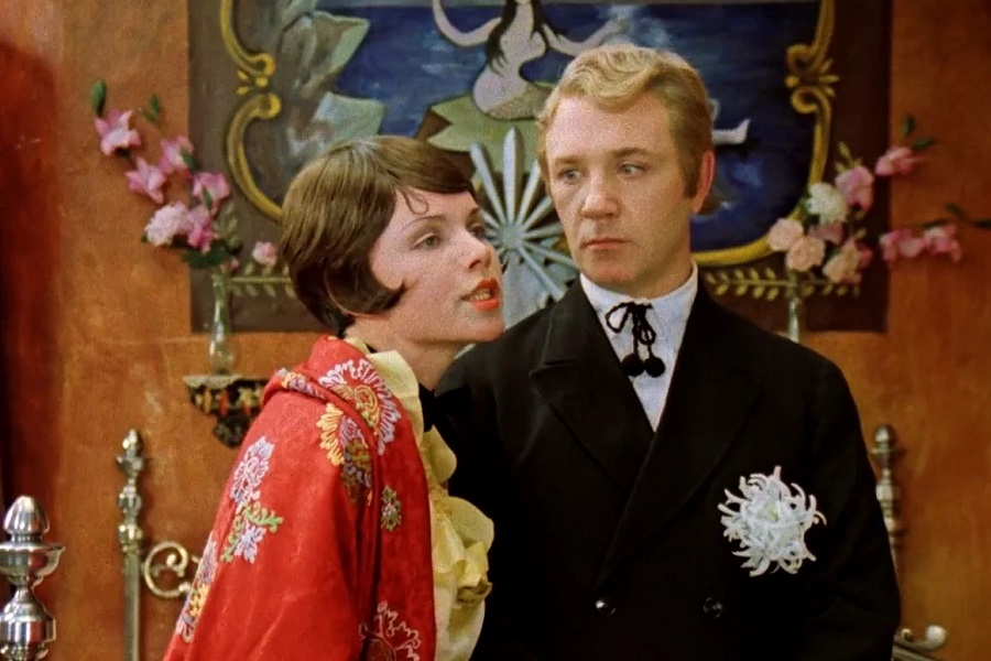 С Л. Куравлевым в комедии "Не может быть!", 1975 год