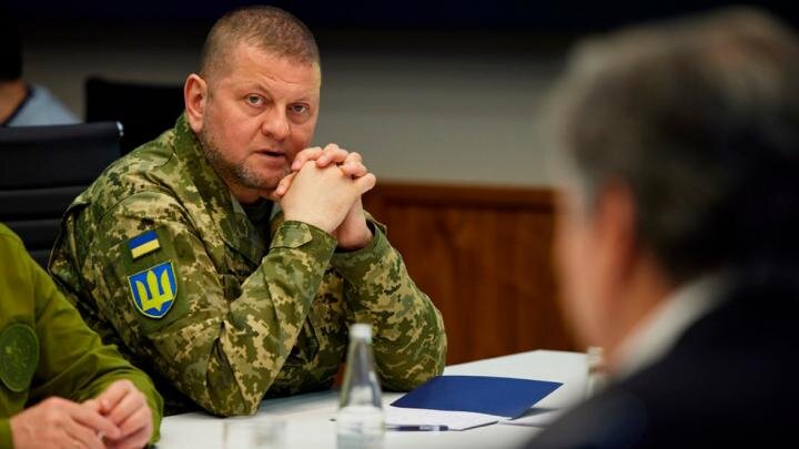 Украинская армия вынуждена отступать не только в Авдеевке, но и в Марьинке. Кроме того, выявлена серьезная проблема украинской ПВО.-4