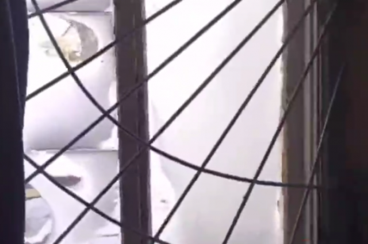    Здание деревянной школы разрушается в селе в Бурятии