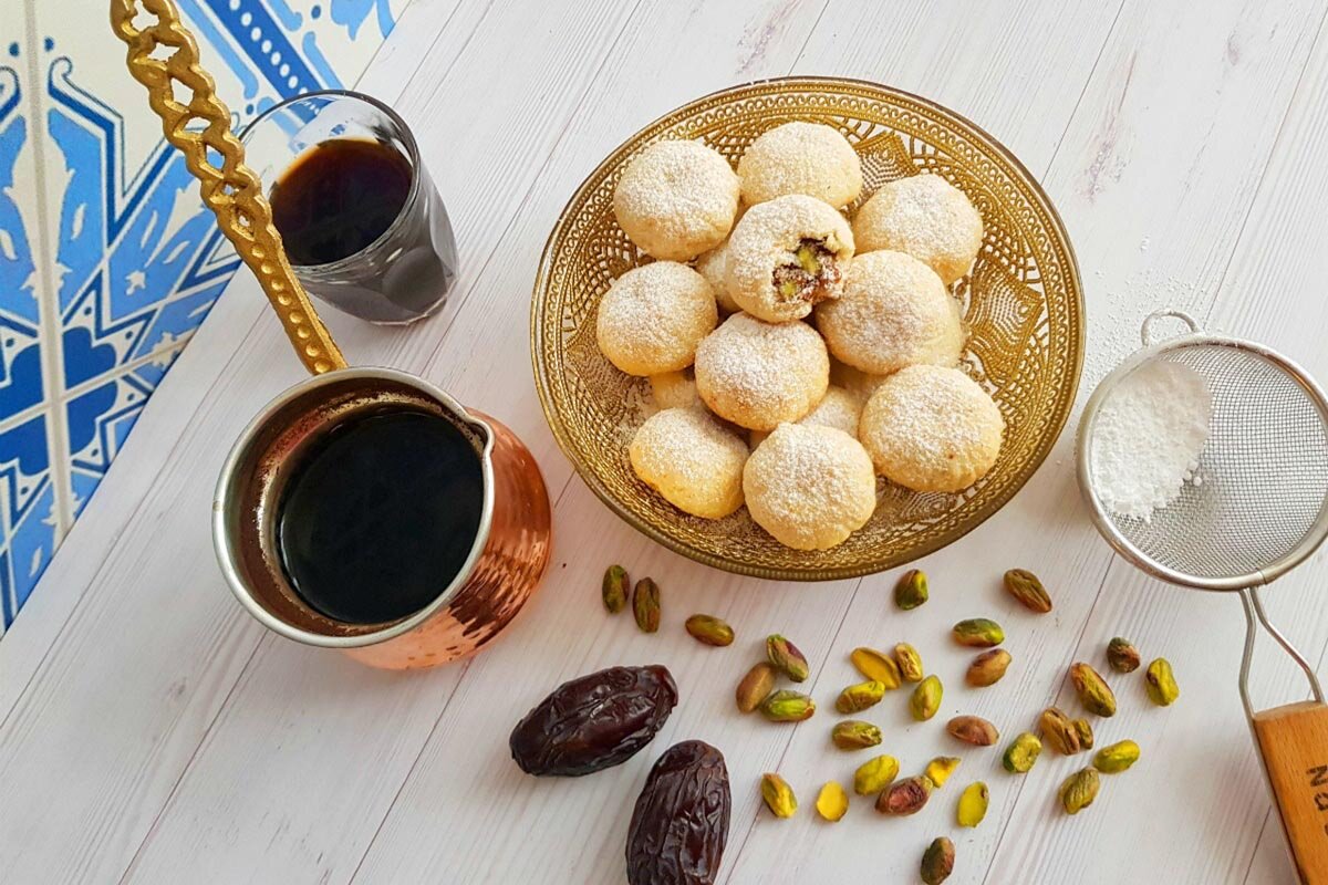 Ржаное печенье с финиками