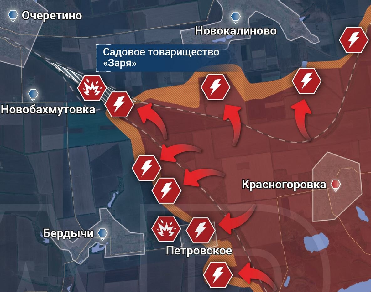 Офисные работники в свободном стиле. Успешный человек улыбается. Управлять эмоциями. Похвала 9. Общение людей.