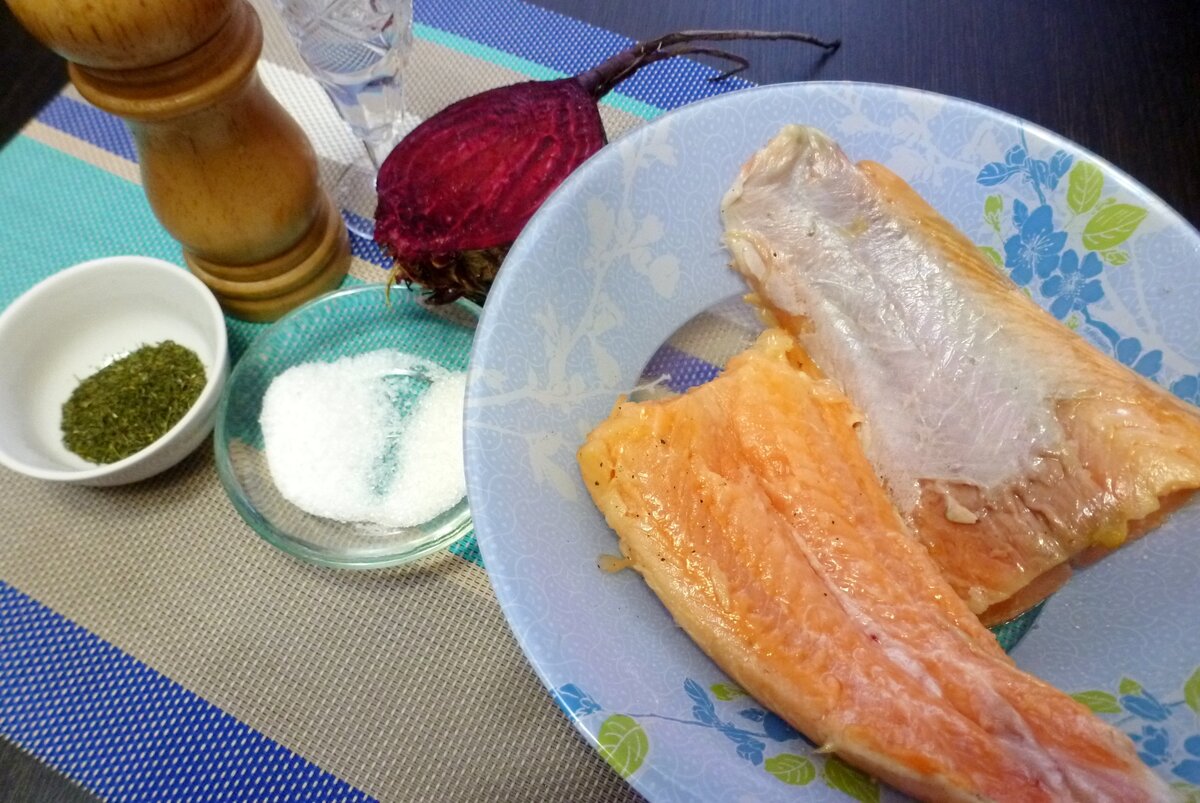 Огурцы в банке. Банка 3 литра с огурцами. Грузди 3л банка. Огурцы в банке 3 л. Огурцы квашенные в банках.