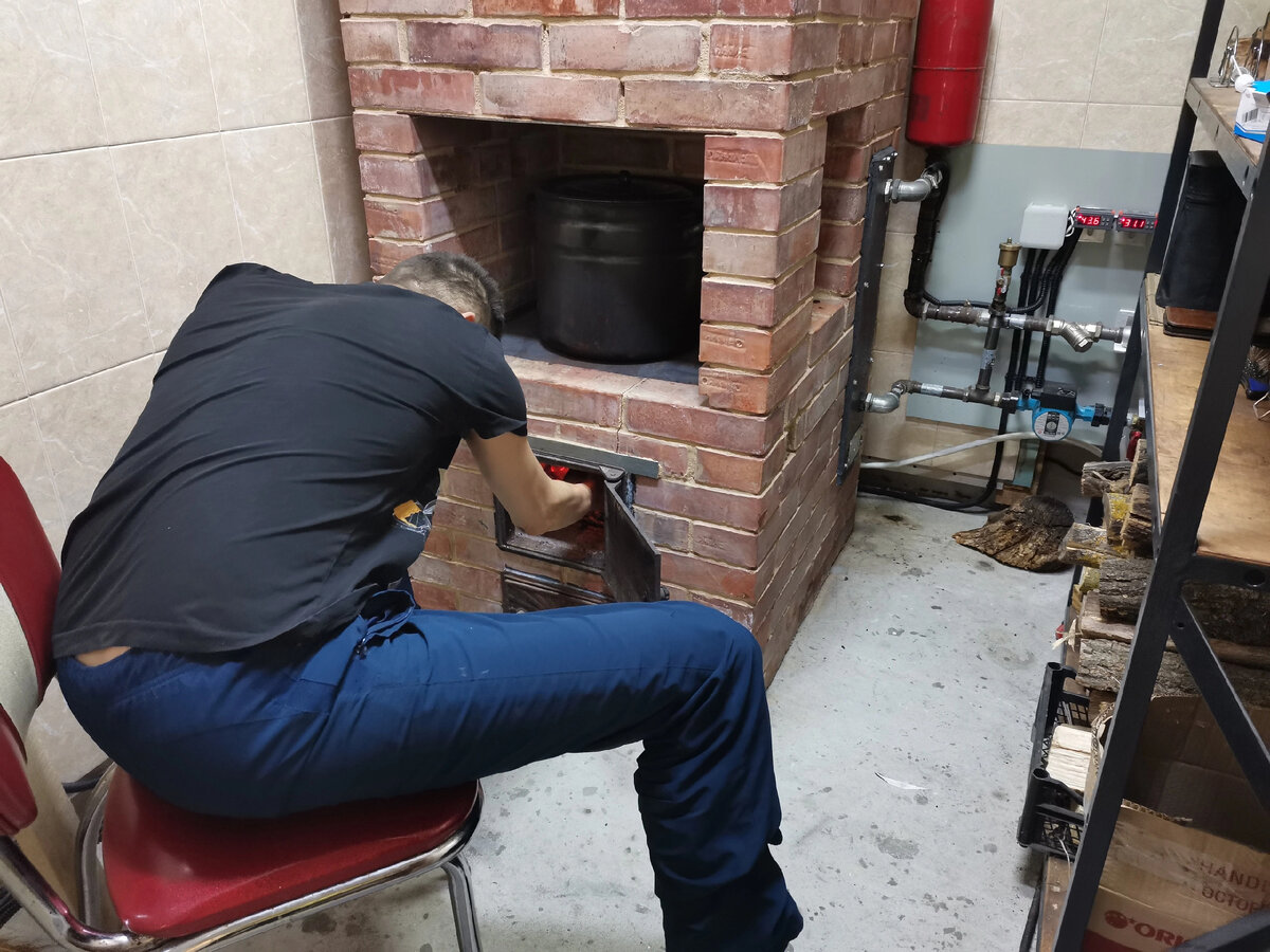 * Кирпичная дровяная печь с водяным контуром, мой вариант