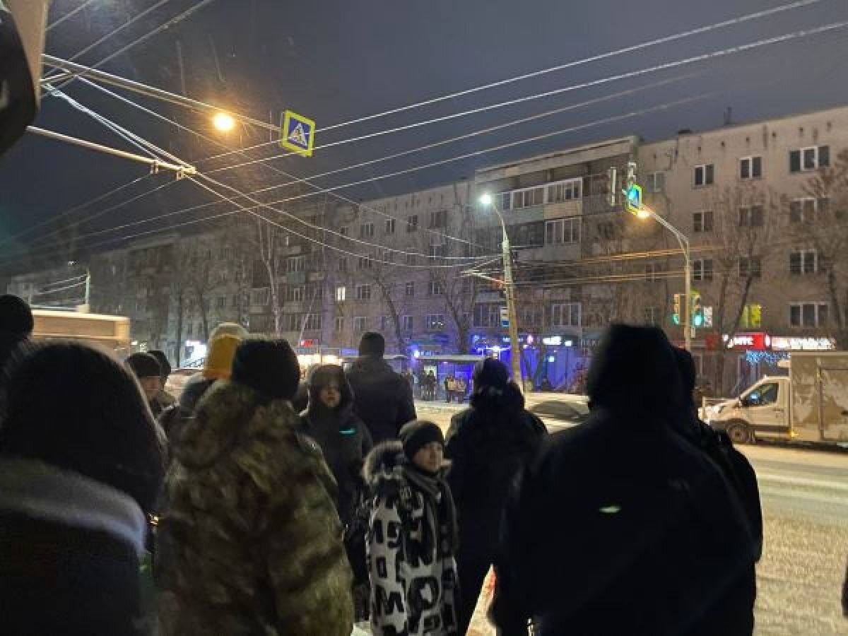 Дом быта мастер. Дом быта новочебоксарск. Автобусная станция крюково. Дом быта какие автобусы. Современный дом быта.