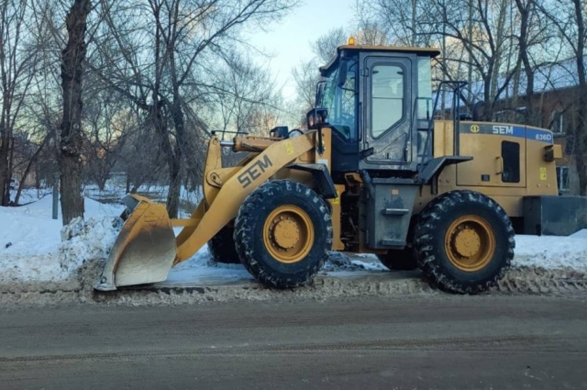    В Красноярске за первую неделю 2024 года вывезли 71,8 тыс кубометров снега
