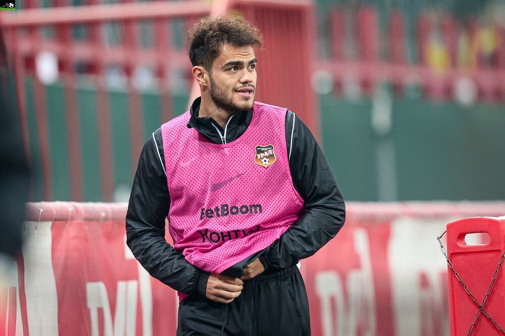 Премьер лига зенит. Рпл. Рубин сочи. Зенит крылья. Футболисты премьер лиги.