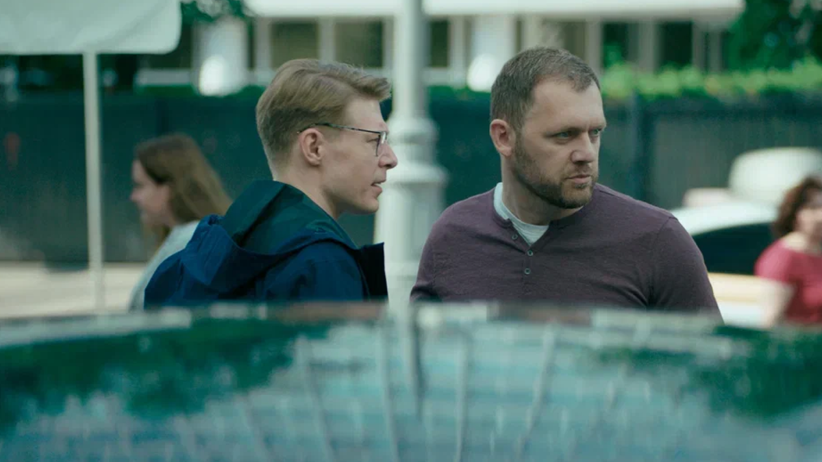 В сериале "Оффлайн"