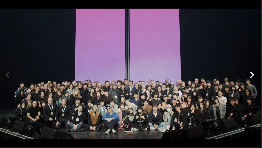 Ну очень  большая команда ...