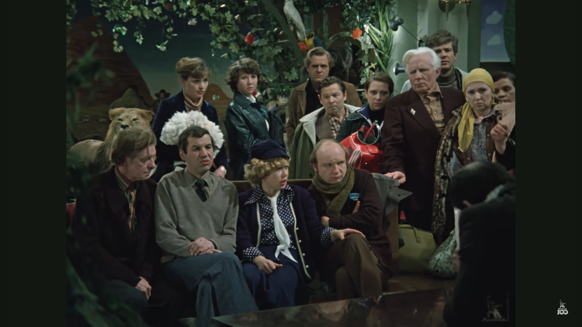 Кадр из фильма "Гараж"(1979), источник https://www.youtube.com/watch?v=Xqsa4u00GXM&list=WL&index=2&t=9s