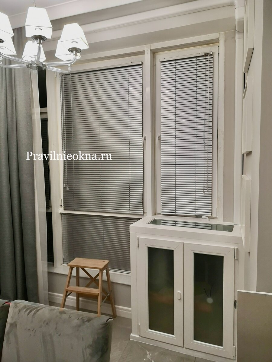 Здесь была установка вентиляционной решетки в фасадное остекление, предварительно без проблем согласованное с УК. ЖК Символ