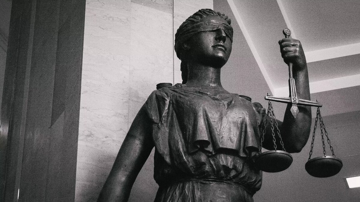    Суды о выплатах между ведомством, страховщиками и птицефабрикой «Иртышской» длятся больше трех лет.