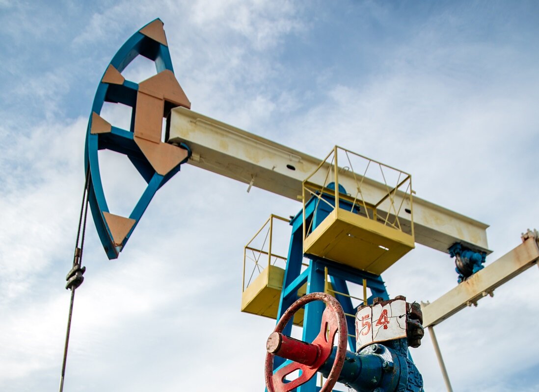    Добыча нефти в Югре снизилась на три процента