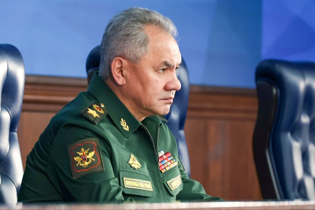    Шойгу заявил, что ВСУ потеряли более 215 тысяч человек за 2023 год
