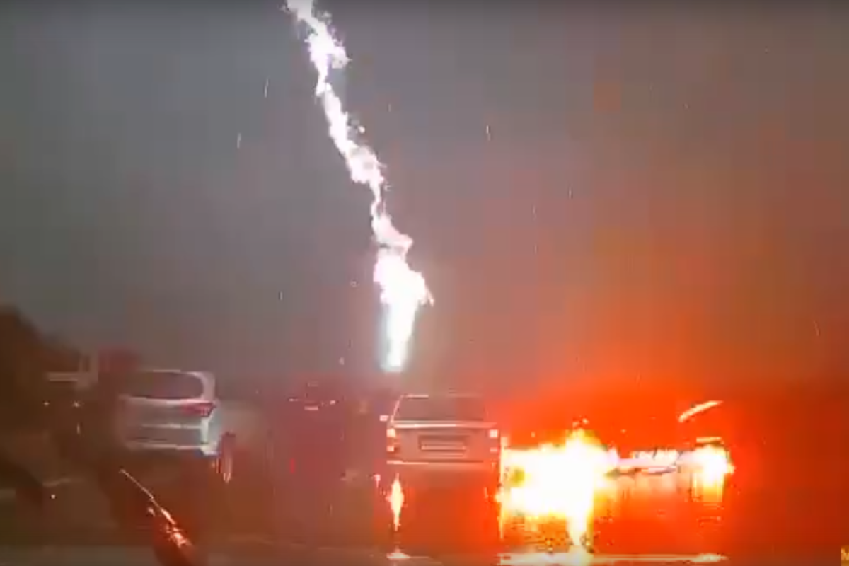    В 2023 году на планете зарегистрировали более 2 миллиардов молний