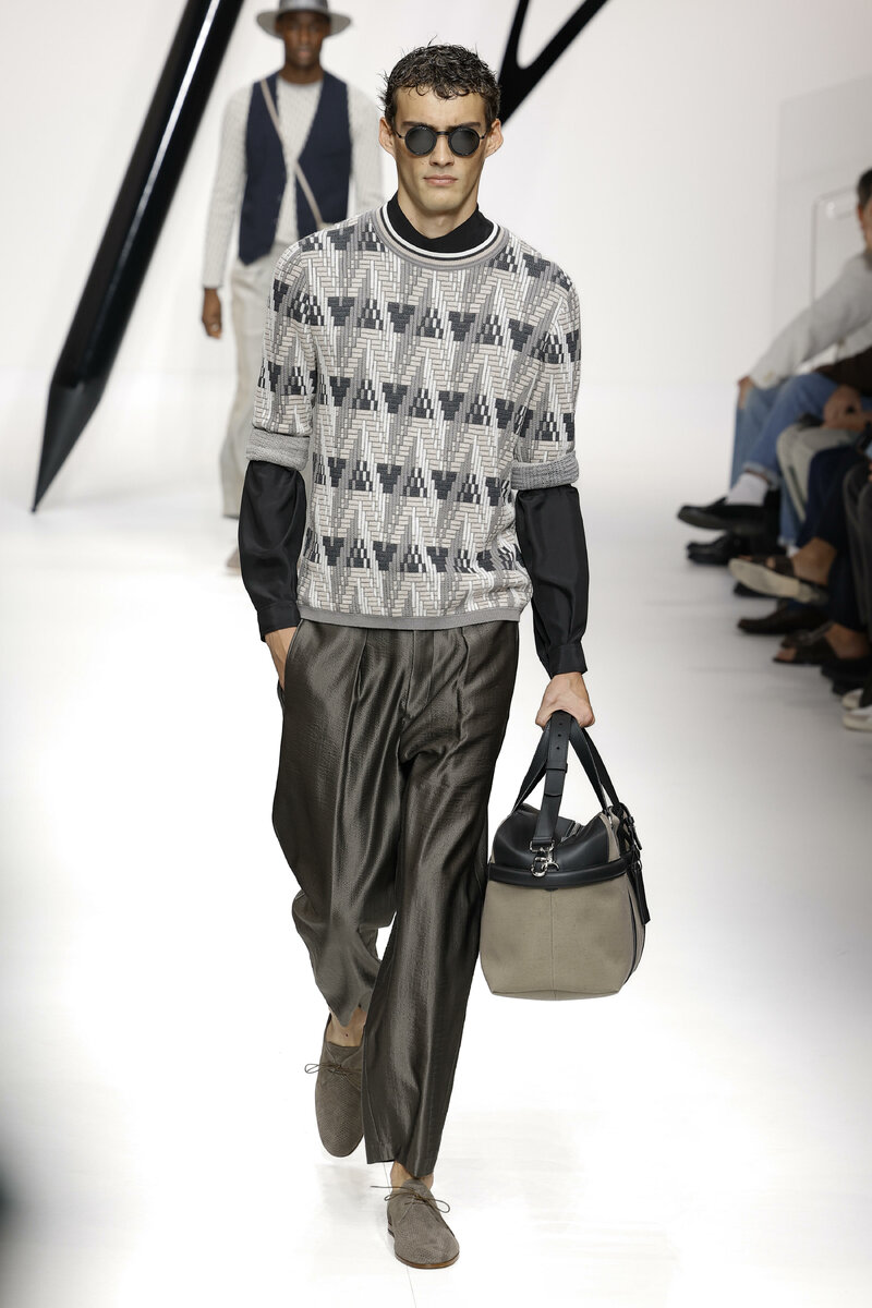 Образы для встречи нового года. Новогодние образы 2021 для женщин. Одежда на нг 2023. Новогодняя фотосессия девушка в платье. Цвет одежды на новый год.