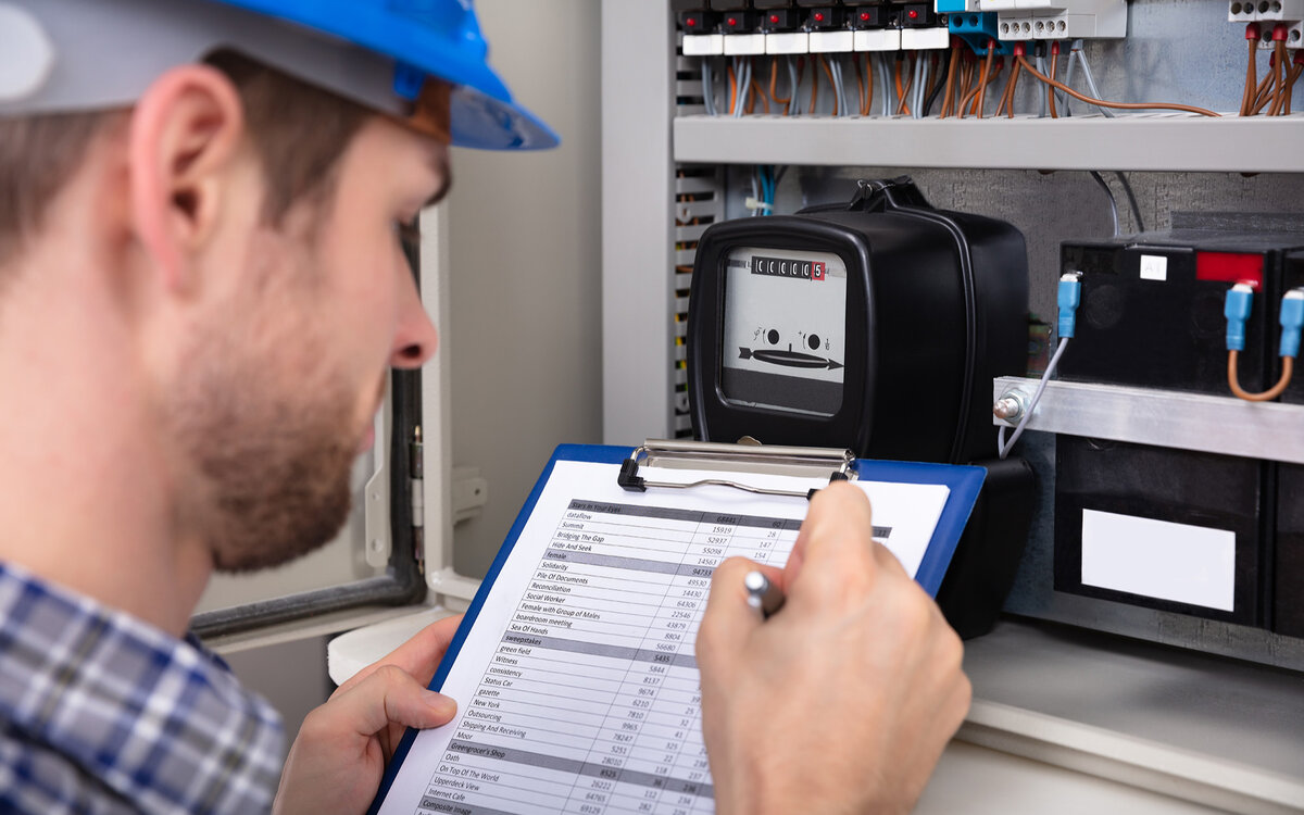 Водосчетчики поверка. Поверка счетчиков форум. Поверка счетчиков сроки на холодную и горячую. Сверка счетчиков воды поверка. Срок поверки водяных счетчиков горячей и холодной воды.