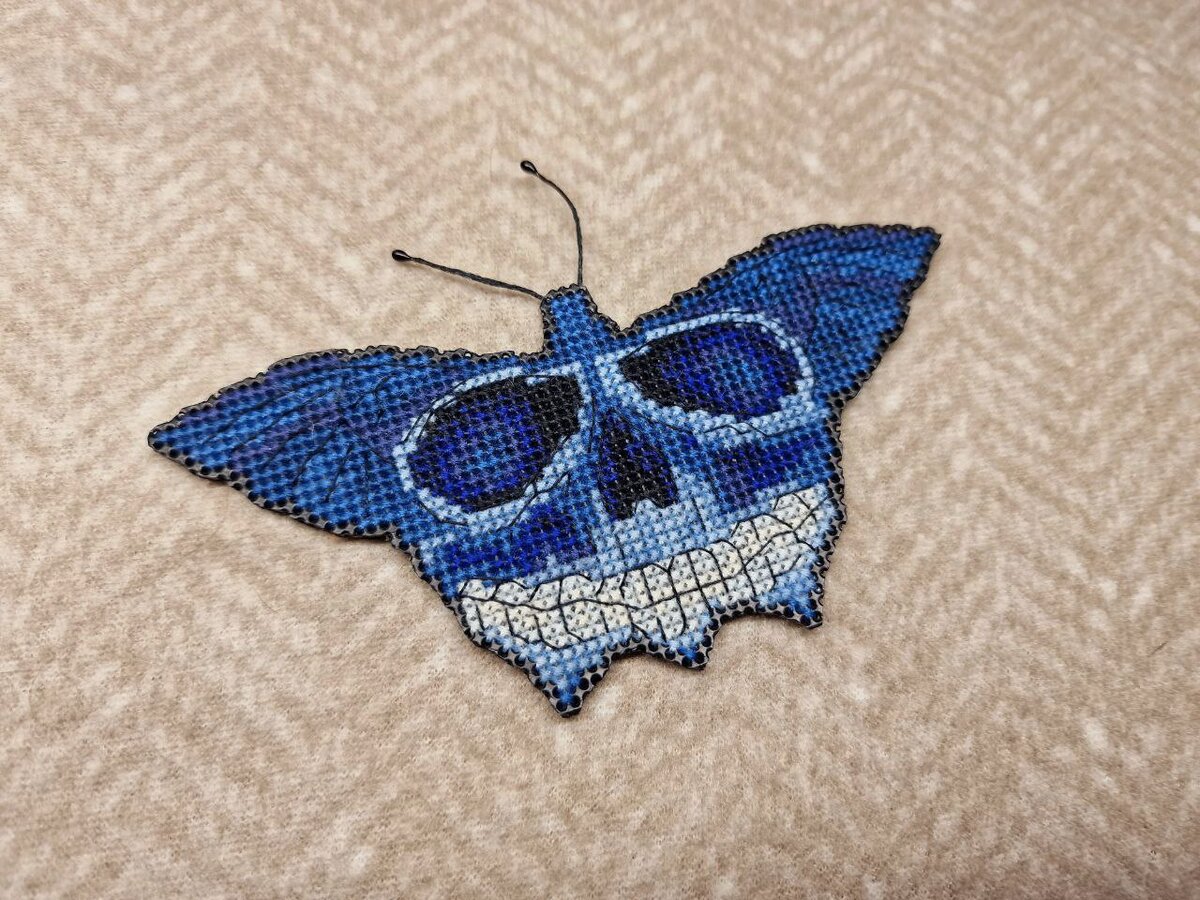 Бабочка "Черепа"