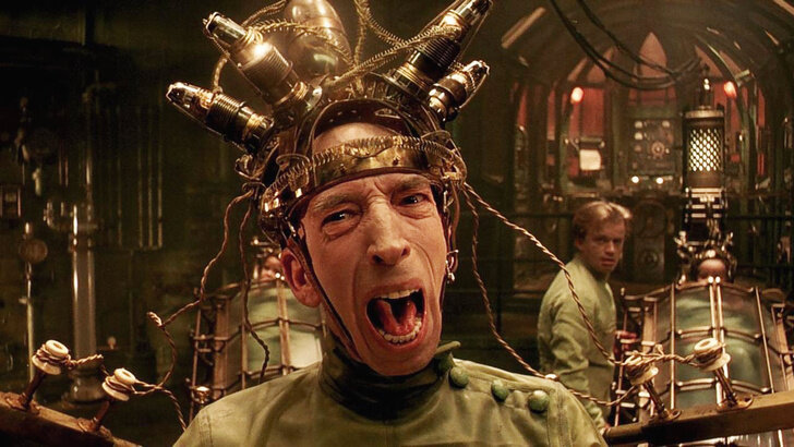 Кадр из кинофильма «Город потерянных детей», 1995