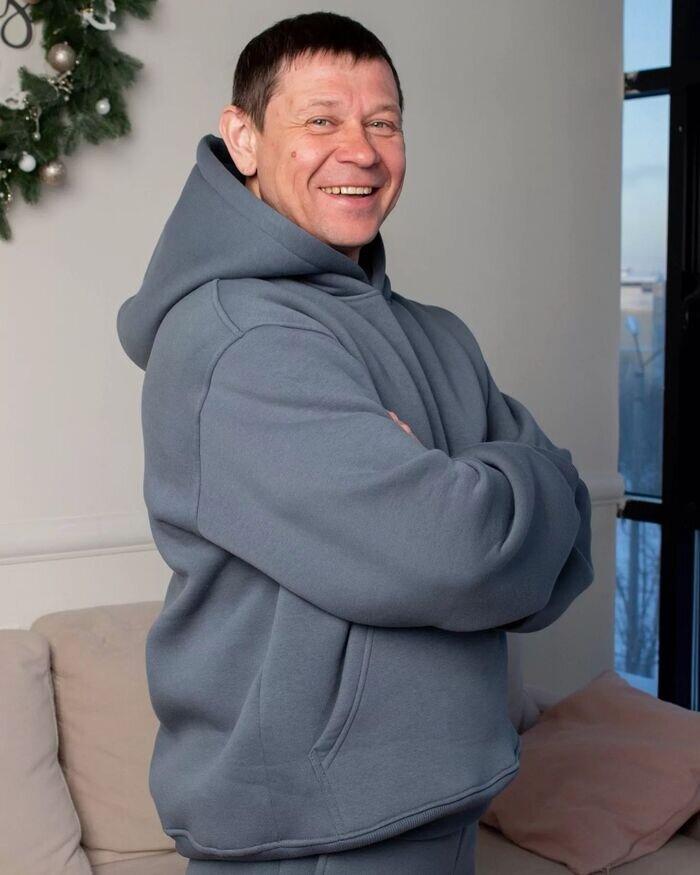 "Я люблю Россию" - Актер Анатолий Гущин | VEASY | Дзен