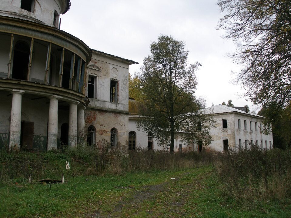 Усадьба Степановское-Волосово, 2006 год. Автор фото: Владимир Биберин. 