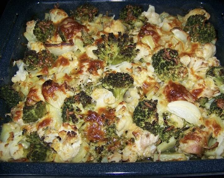 Противень для запеканки. Запеканка картофельная с трепангами. Сколько минут запеканка духовке. Творожная запеканка на противне в духовке. Сколько минут запеканка духовке.