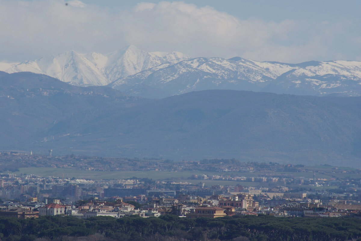 Вид на Рим из года 2014-ого