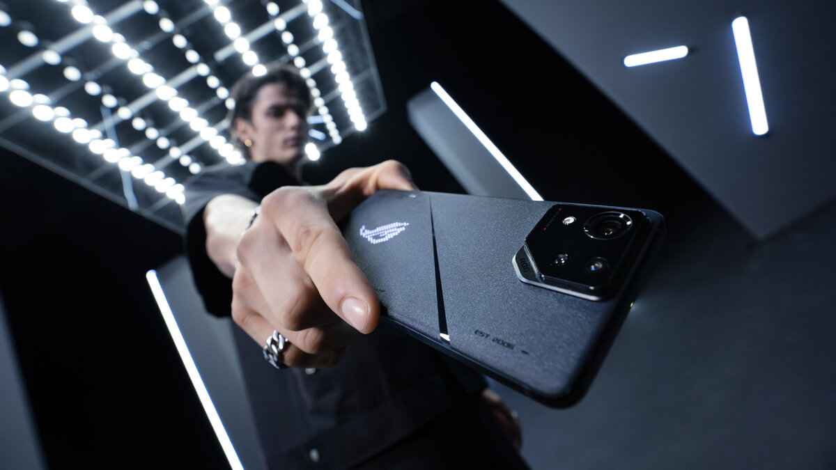 Asus ROG Phone 8: что нового в флагмане для геймеров | Разнотемщик | Дзен