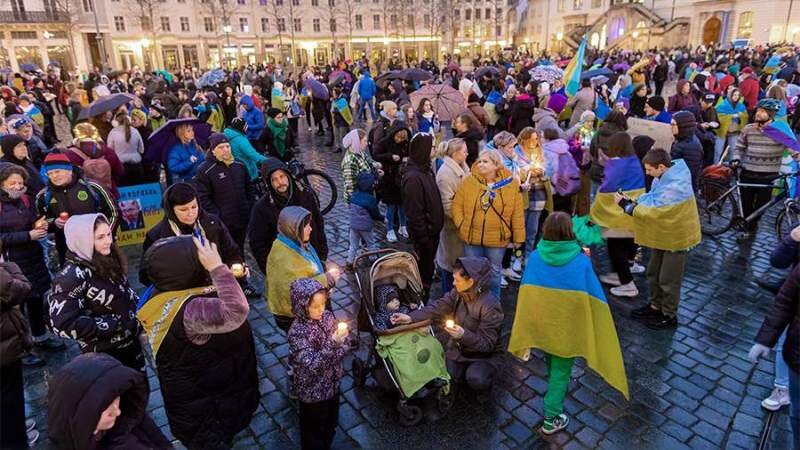    Глава ХДС Фридрих Мерц назвал ошибкой выплаты украинским беженцам